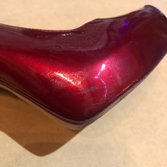 Aldo red pointy toe patent leather platform heels - Picture 9 of 10